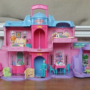 Vintage Fisher Price Sweet Streets Hotel